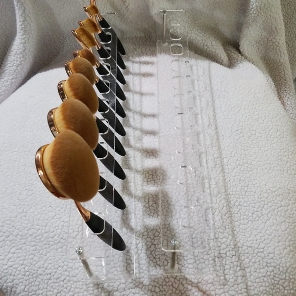 Stand for oval brush set - Picture 2 of 4